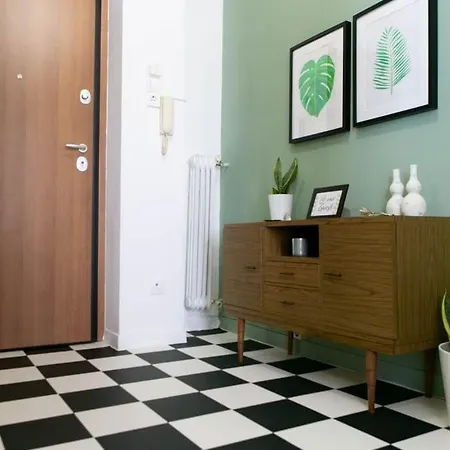 Artistic Acropolis Apartment *